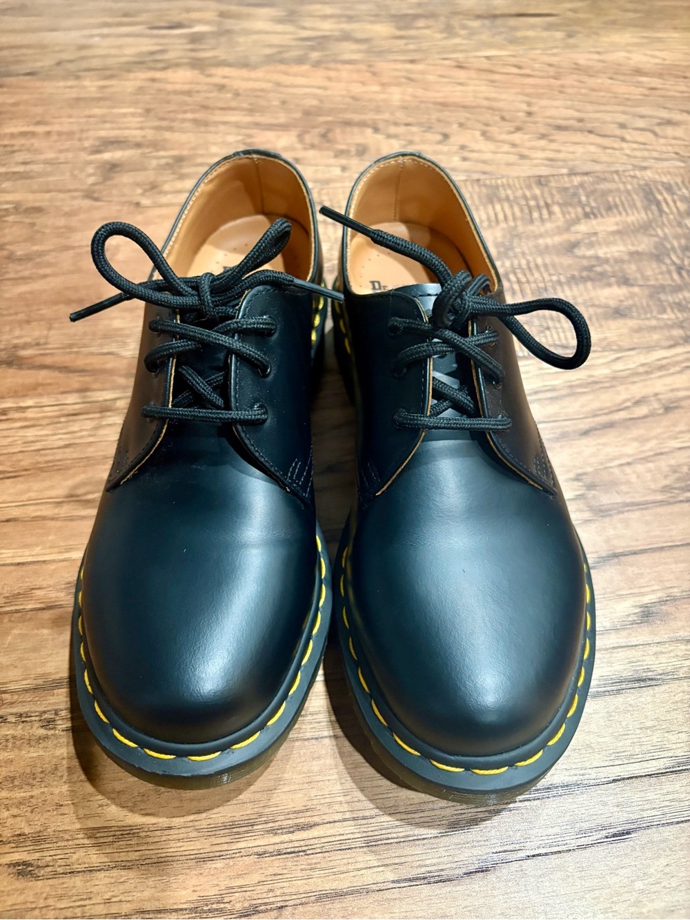 Dr Martens 1461 Smoother Leather Lace Up - Picture 2 of 6
